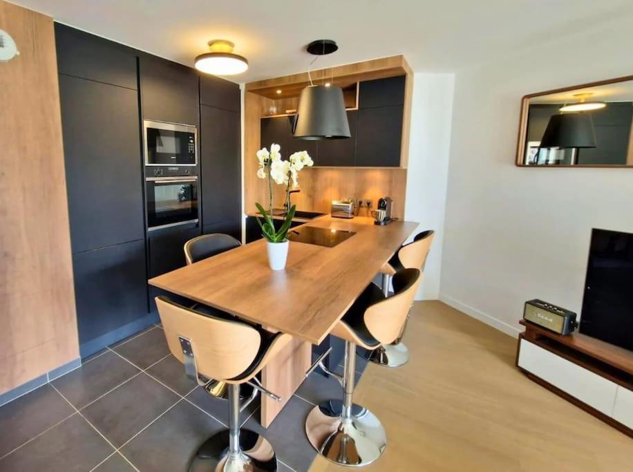 Sublime Appartement 4 Etoiles Neuf T3 Aputeaux 61M2 Proche La Defense, 10M2 De Terrasse Avec Magnifique Vue Exterior foto